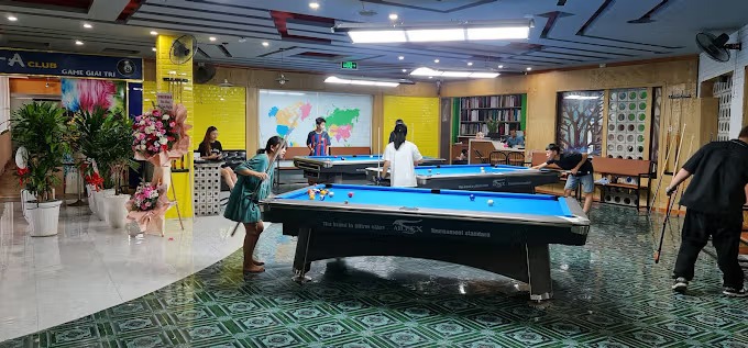 Cafe - Billiards 99 Club