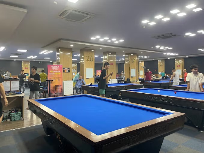 Master Mr Lee billiards club