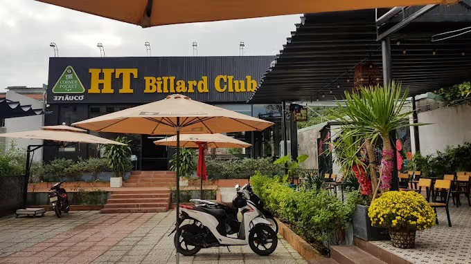 HT billiard Club
