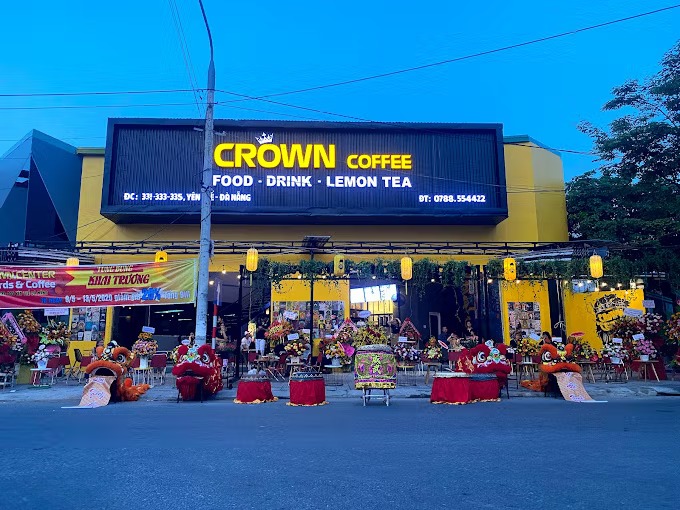 CROWN Billiard Club