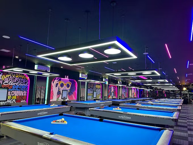 Black ball Billiardss
