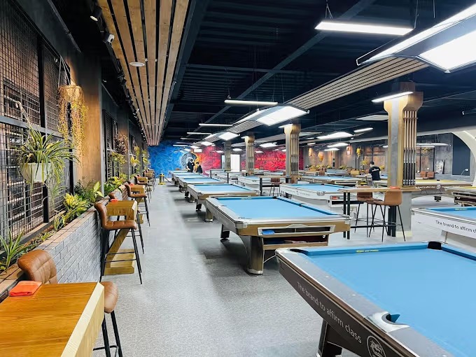 99 Billiards Club
