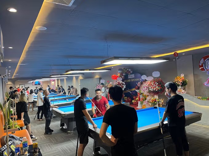 Pytago Billiards Club- 51 Xuân Thuỷ (CLB Bi-A)