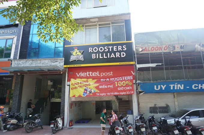 Roosters Billiard Club