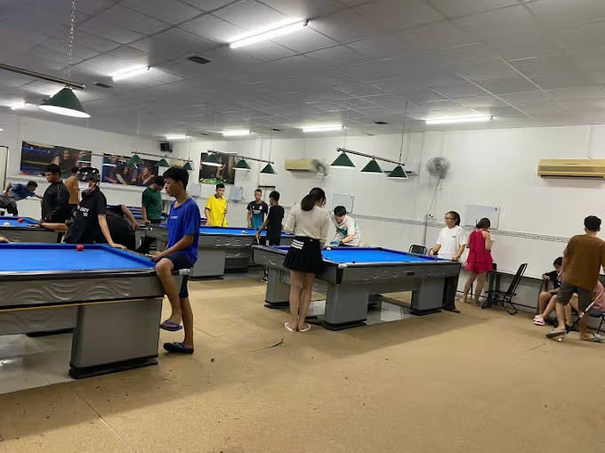 Cafe Cây Bàng and Bida Lỗ