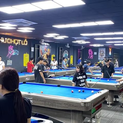 Câu lạc bộ bida rồng 9999