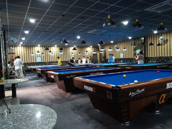 Mega Billiards Club