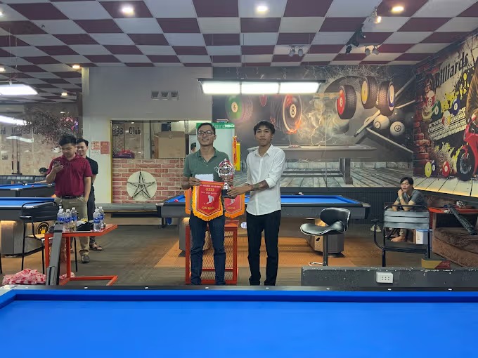 CLB BILLIARDS U333