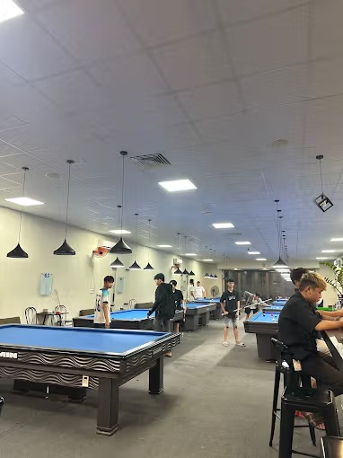 The Line Billiards Club